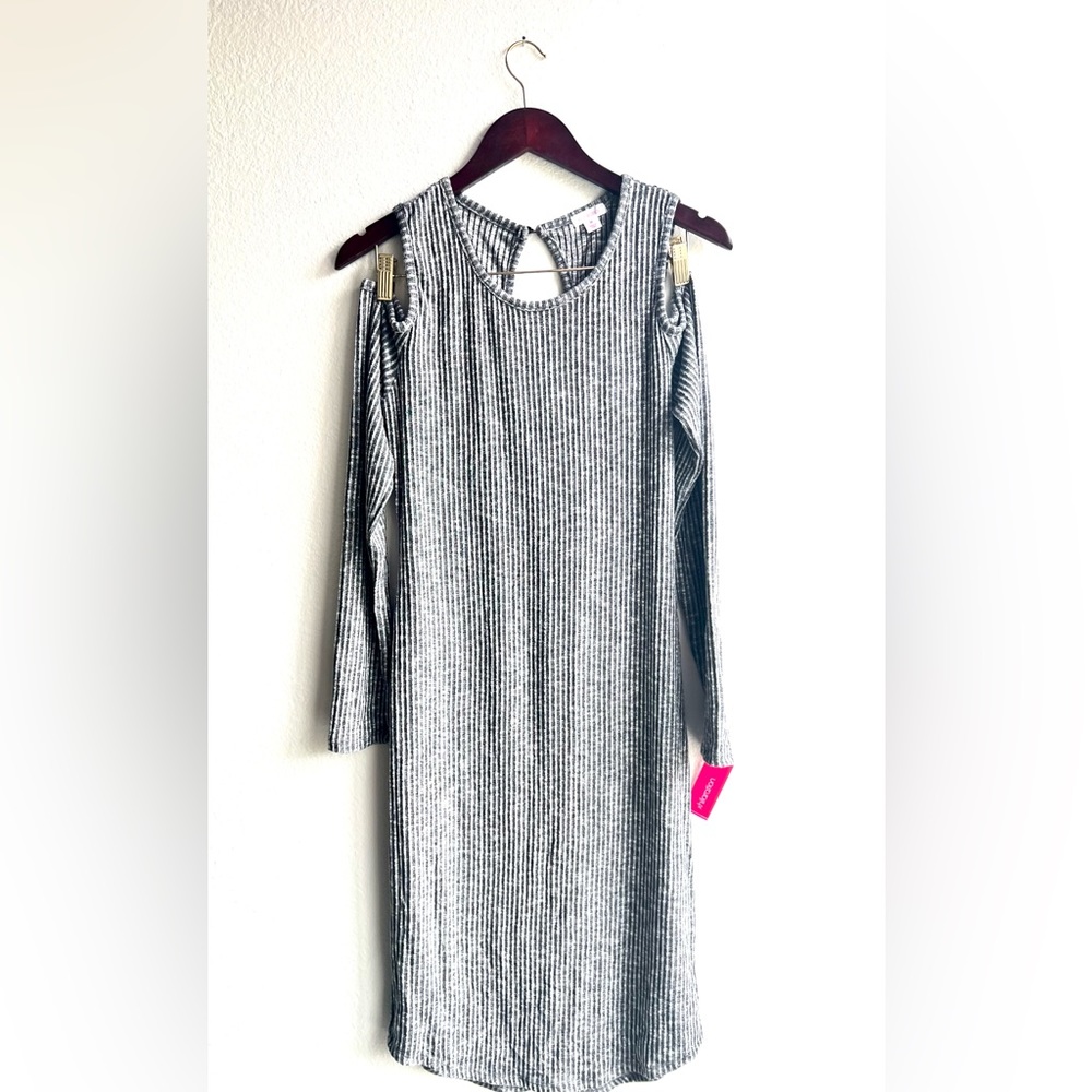 Xhilaration Shoulder Cut Out Dress